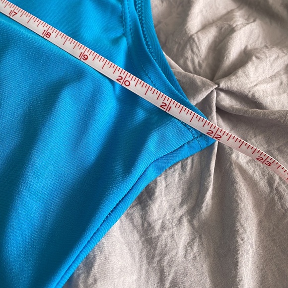 Amanda Blue Sleeveless Top - V-Neck with Ruffles - Size 2X (Fits like 1X) - Picture 6 of 6